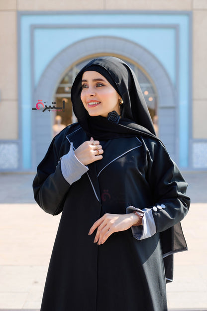 Combine modern elegance and luxury with our Blazer Abaya